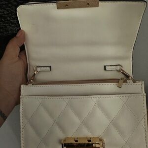 Elegant Cream Quilted Women's Bag